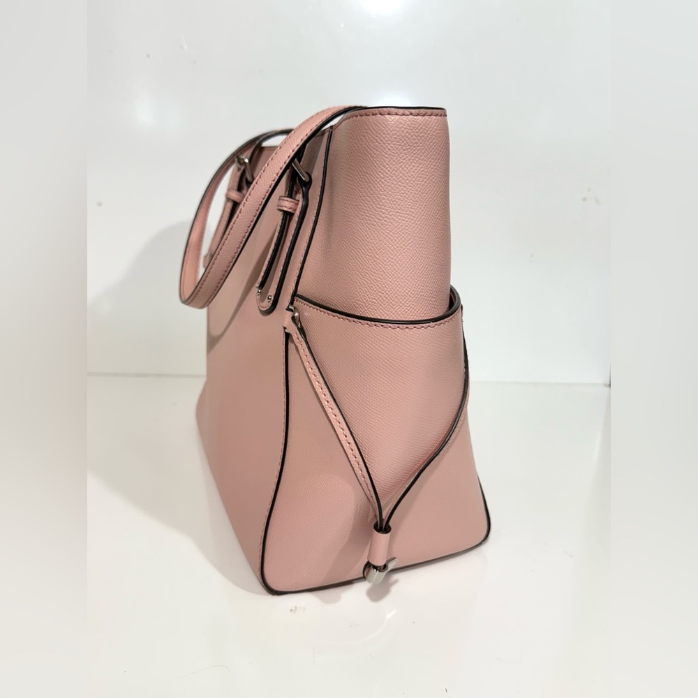 MICHAEL KORS Blush Pink Voyager tote Bag - Picture 8 of 14